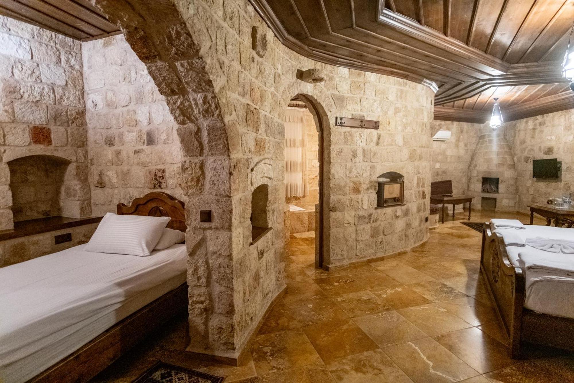 Kemerhan Cave Suites Urgup Exterior photo